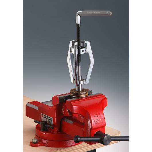 Self-Gripping Outside Pullers With Slim Legs, Maximum Depth 80 mm, 3 Slim Leg Self-Gripping Outside Pullers With Slim Legs, Maximum Depth 80 mm, 3 Slim Leg